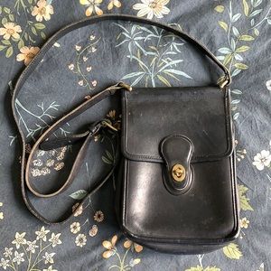 Vintage Coach Willis mini